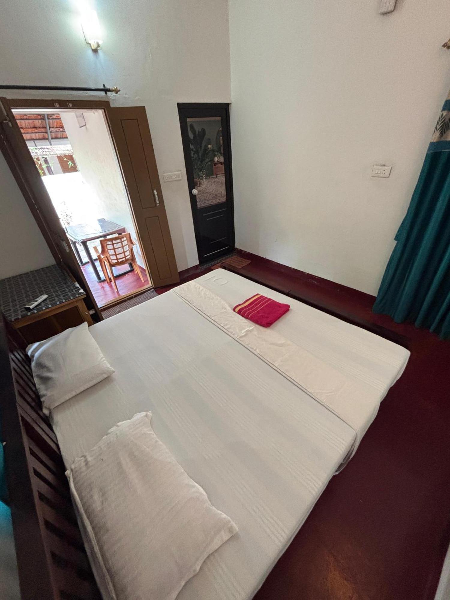 Marari Diya Homestay Марарикулам Екстериор снимка