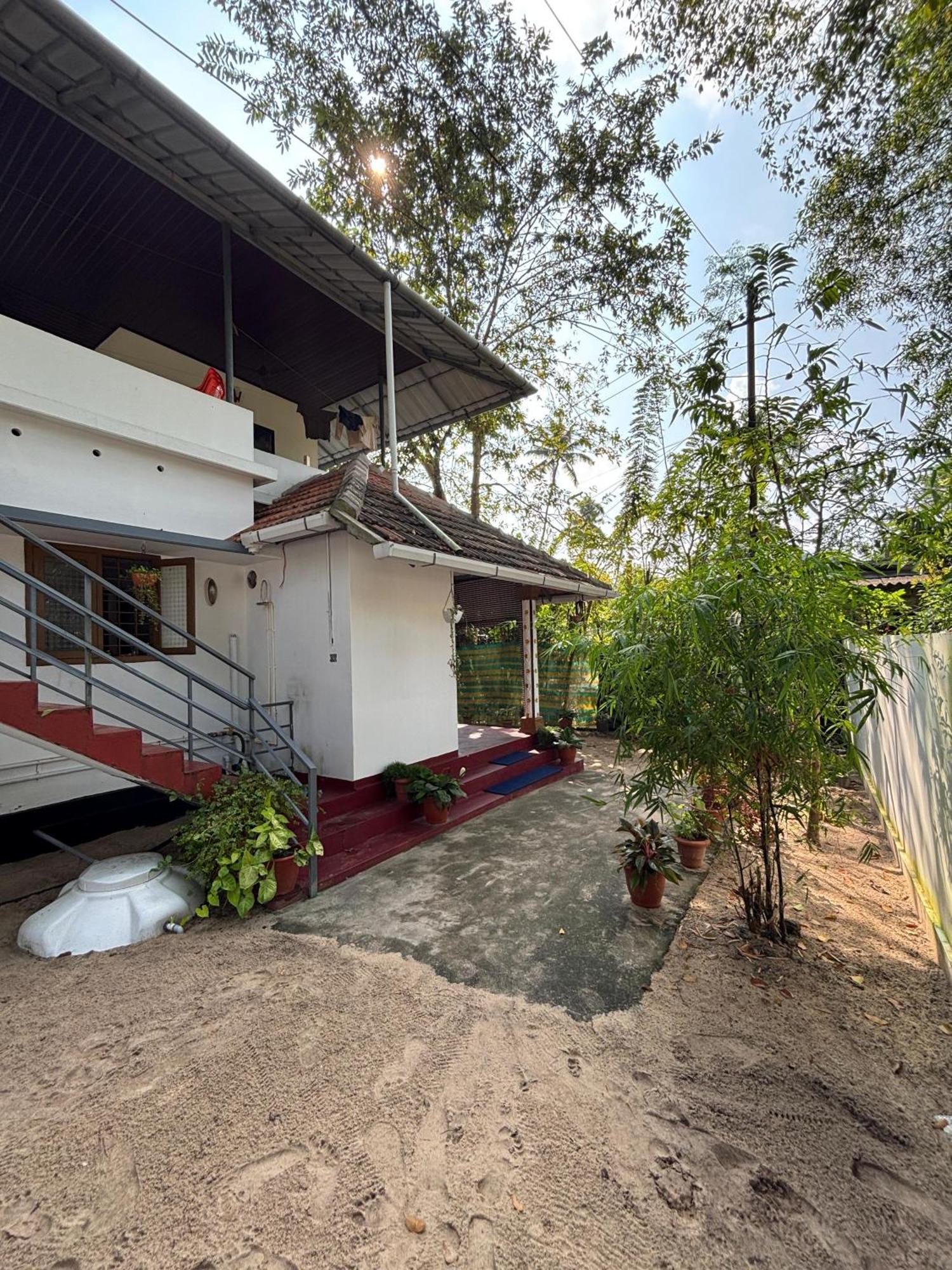 Marari Diya Homestay Марарикулам Стая снимка
